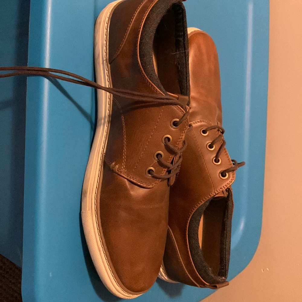 Dress shoes